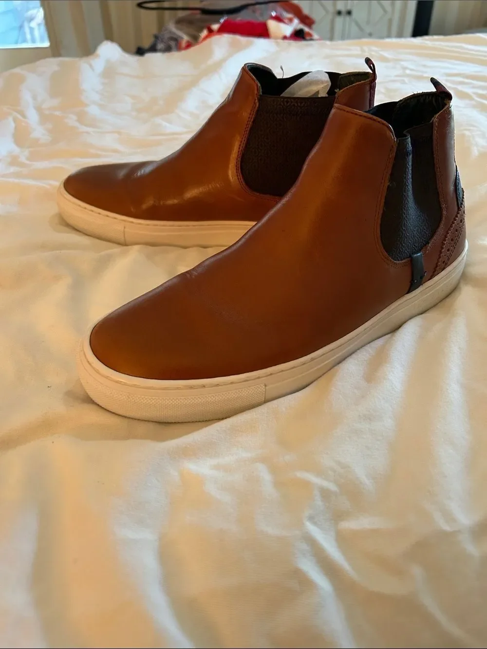 Ted Baker Men's Lykeen Sneakers brown leather size men seven new without box